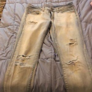 American Eagle distressed jeans